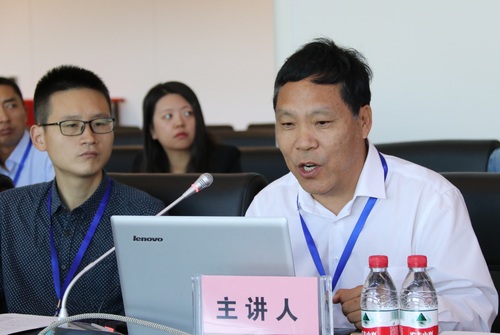 石油學(xué)院研討會(huì)—袁玫 (82)