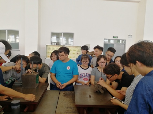 中石大（北京）克校區(qū)順利開展金工實習(xí)2