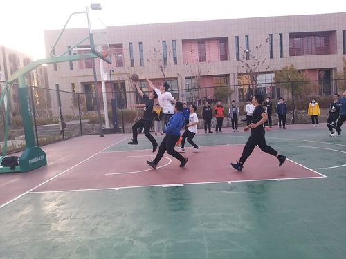 20201030 工學(xué)院舉辦2019級(jí)機(jī)械類籃球友誼對(duì)抗賽 (3)