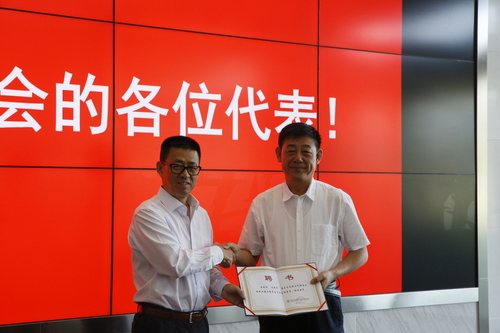20190622校區(qū)油氣儲(chǔ)運(yùn)工程專業(yè)建設(shè)指導(dǎo)委員會(huì)成立大會(huì)暨委員會(huì)第一次會(huì)議-張寶 (19)