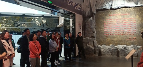 20191019 工學院黨支部聯(lián)合開展主題黨日活動 (1)