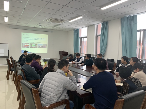 20191220 校區(qū)工學(xué)院召開本科教育工作研討交流會 (1)