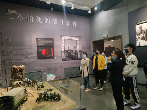 20210404 學(xué)黨史、強(qiáng)信念、跟黨走！——工學(xué)院學(xué)生第一、二黨支部開展銘記歷史、緬懷先烈主題黨日活動(dòng) (2)
