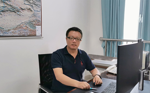工作照片（橫拍，不能是證件照）_0_2022-11-15T14_48_41.829Z
