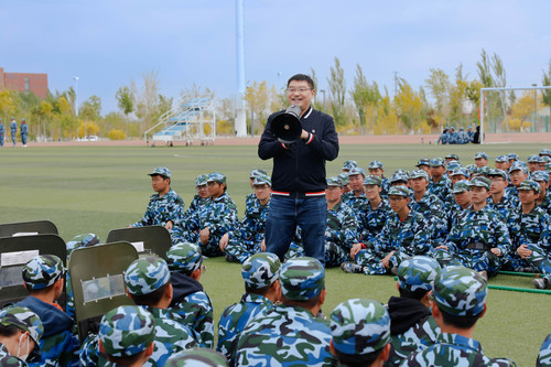 肖博遠  -7