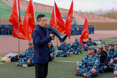 肖博遠  -8