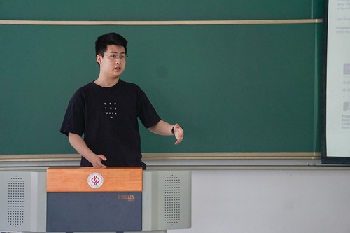 20220527工商管理學(xué)院馬克思主義學(xué)院舉辦留學(xué)申請經(jīng)驗(yàn)交流講座1