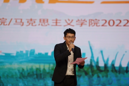大點(diǎn)名 (1)