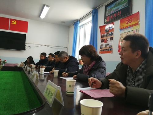 20191205思政系與院辦聯(lián)合黨支部前往三五九旅屯墾紀(jì)念館與新和縣塔小開展主題黨日活動(dòng)