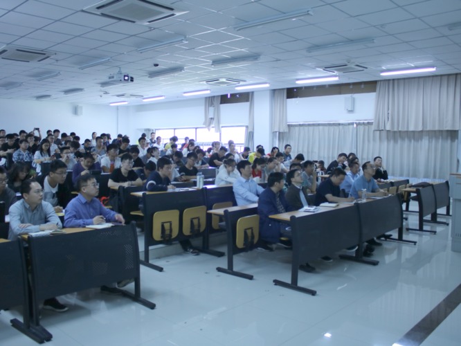20190530-石油講堂第十五期  瑪湖大油區(qū)發(fā)現(xiàn)之旅與主要啟示-石油學(xué)院-劉瑩-1