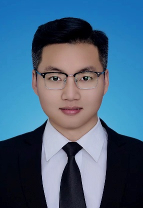 李強(qiáng)