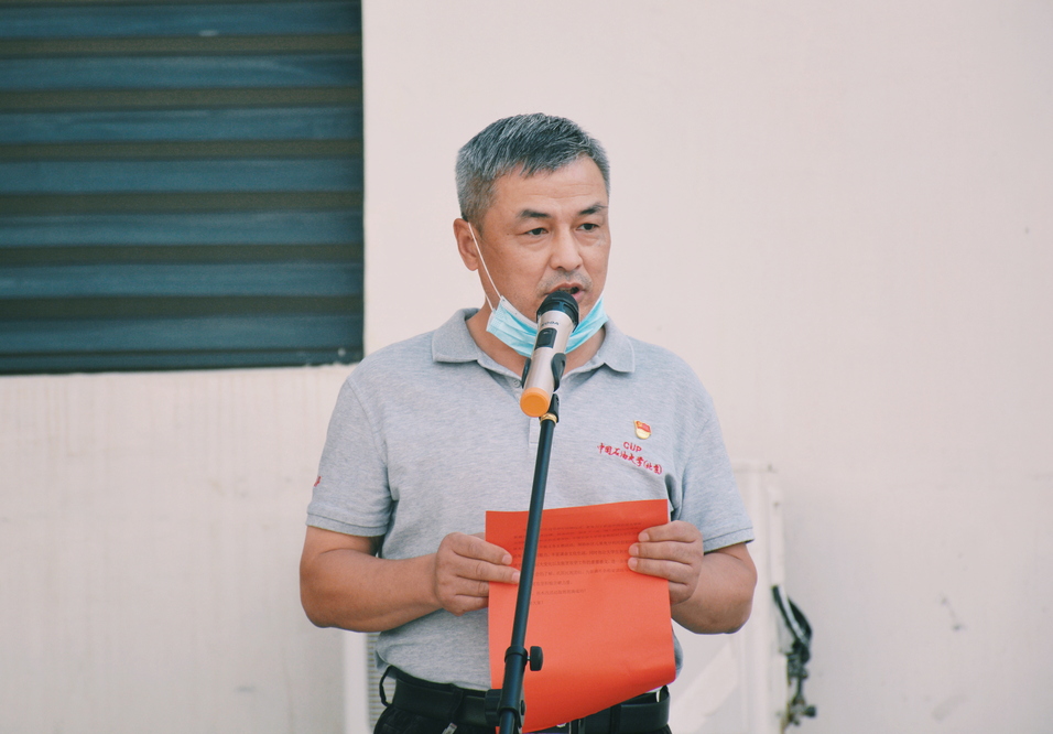 校區(qū)文理學院與克拉瑪依佳福社區(qū)共建大學生志愿服務基地 (5)