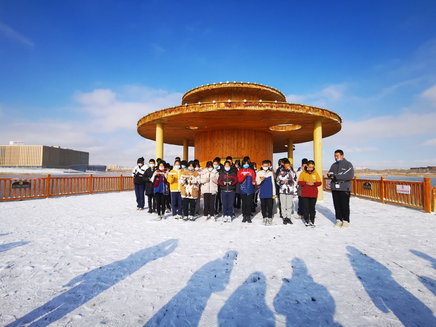 20211107校區(qū)開展文化潤疆之市一中走進(jìn)中石大主題研學(xué)活動 (7)