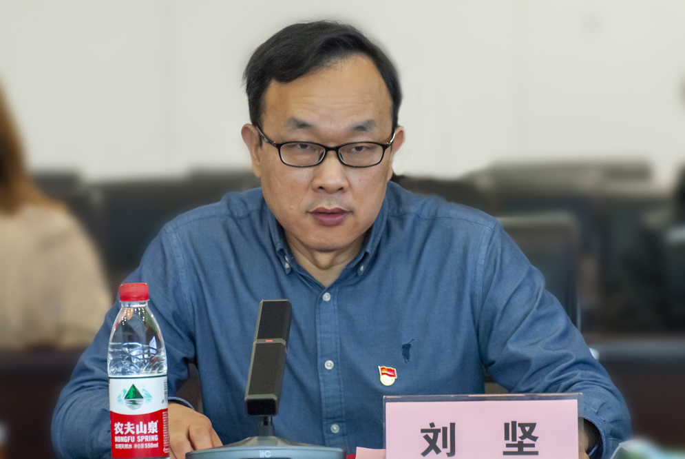 劉堅(jiān)發(fā)言