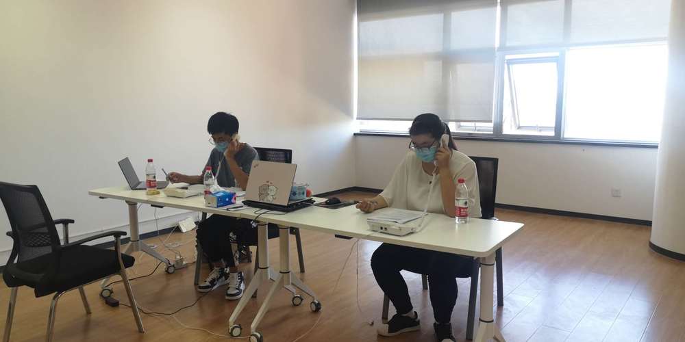 5接聽咨詢電話