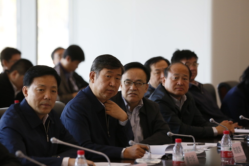 20180504全面推進(jìn)對(duì)口支援中國石油大學(xué)（北京）克拉瑪依校區(qū)建設(shè)協(xié)調(diào)會(huì)-張寶 (163)