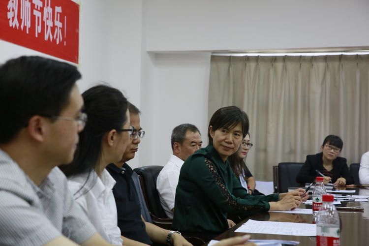20170909老師們謝謝您，紅彥市長歡迎您-教師節(jié)-張寶 (22)