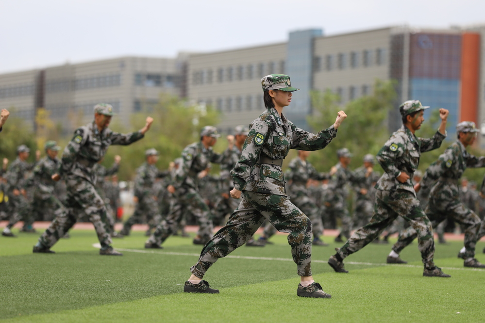 20230924軍訓(xùn)結(jié)訓(xùn)典禮-魏靜怡 (586)