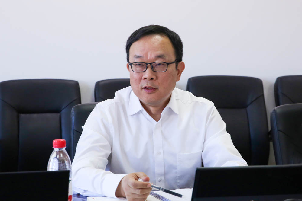 校區(qū)召開2023年11月黨委中心組理論學(xué)習(xí)擴(kuò)大會議-新聞報送表20231115攝影：邱煜珩 (1)