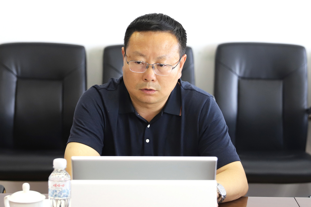 20240517阿克蘇工業(yè)職業(yè)技術(shù)學(xué)院黨委書記趙鵬一行來校區(qū)調(diào)研交流座談會-張彬 徐蓉 (2)