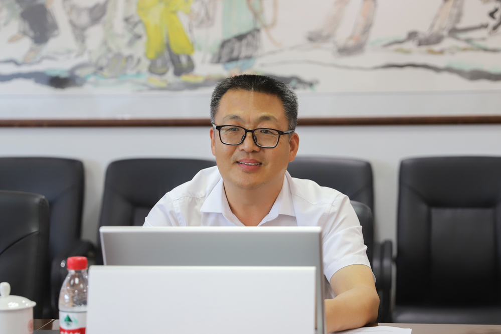 李軍
