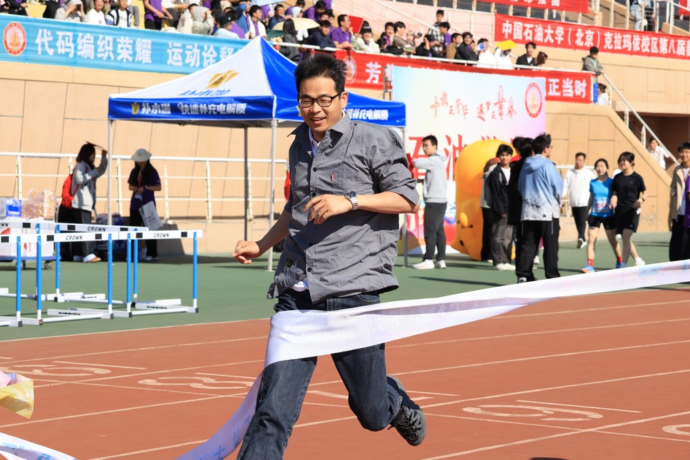 2025年運(yùn)動(dòng)會(huì)4.26上午于子皓 (5)
