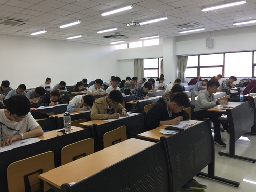 20170409-2017年全國大學(xué)生英語競(jìng)賽（NECCS）初賽在我校順利舉行-楊妍1