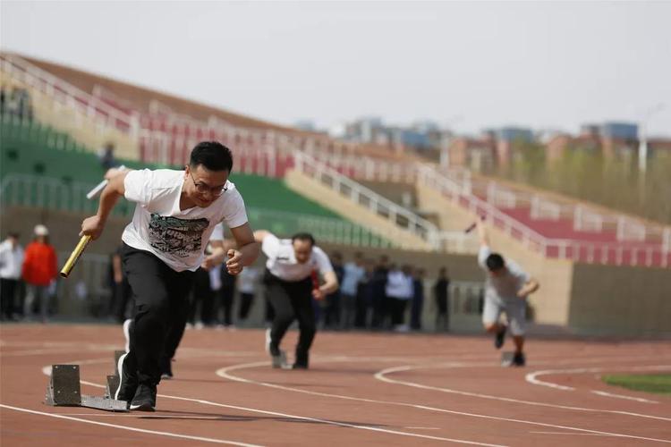 20190419-文理學(xué)院在校區(qū)首屆教職工趣味運(yùn)動(dòng)會(huì)中取得優(yōu)異成績(jī)-文理學(xué)院-徐紹康-04
