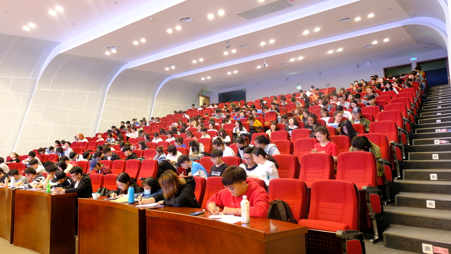 20190421-文理學院舉辦創(chuàng)新創(chuàng)業(yè)訓練計劃解析講座-文理學院-徐紹康-02