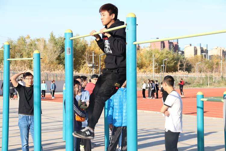20191104校區(qū)順利完成2019年度大學(xué)生體質(zhì)健康測(cè)試工作 (2)