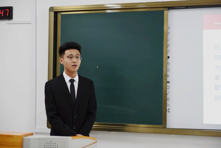 20191224文理學(xué)院召開首屆班級達(dá)標(biāo)創(chuàng)優(yōu)答辯會