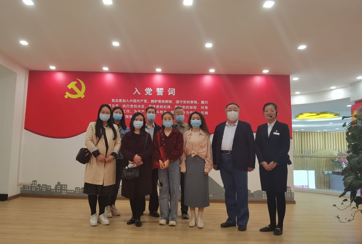 202010420+思政系與院辦聯(lián)合黨支部開展“發(fā)揚(yáng)紅色傳統(tǒng)，傳承紅色基因”黨日活動(dòng) (3)