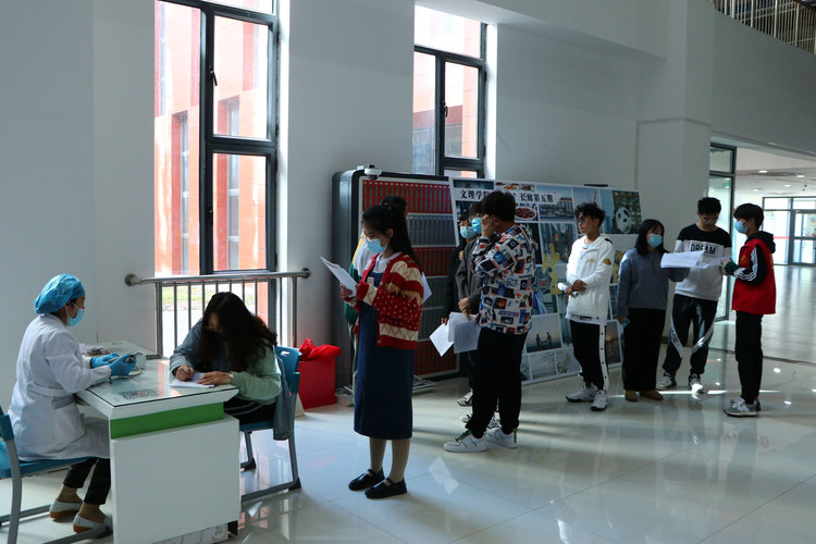 20210427文理學(xué)院聯(lián)合克拉瑪依市中心血站開(kāi)展無(wú)償獻(xiàn)血志愿活動(dòng) (5)