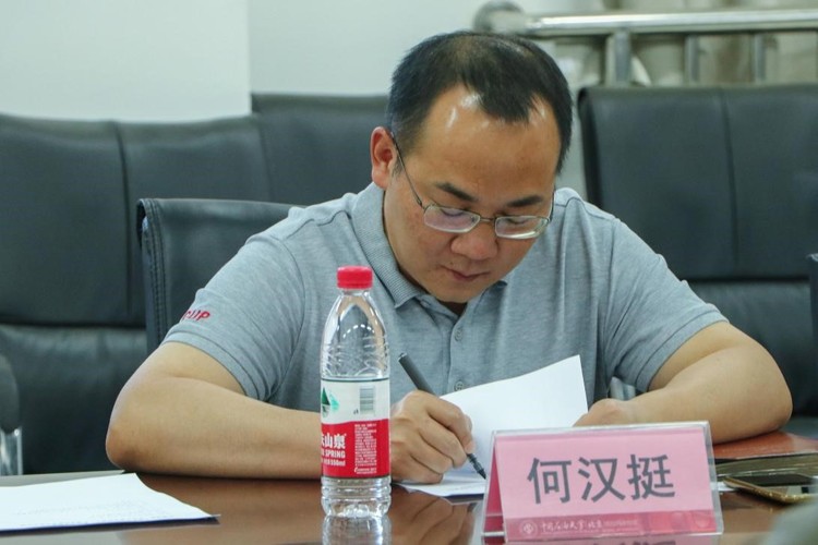 文理學(xué)院外語(yǔ)系“文化潤(rùn)疆工程之大中小學(xué)協(xié)同育人”交流大會(huì)-2